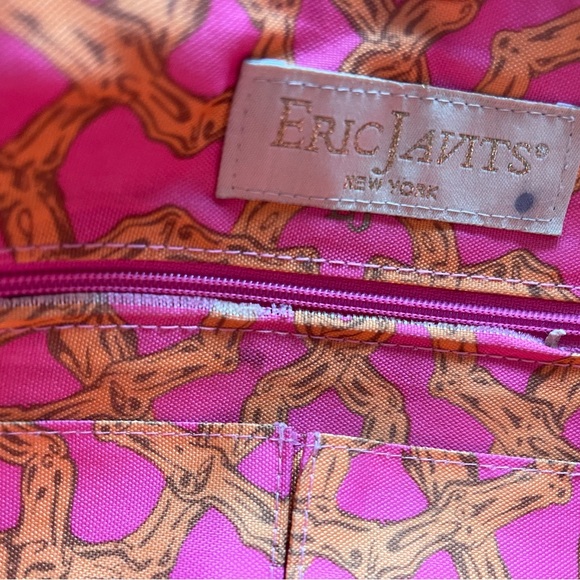Eric Javits Squishee Clip II Bag - Picture 11 of 11
